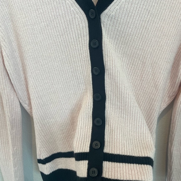 Vintage YarnWorks Pink and Black Women Cardigan Crew Sweater Size Medium - Picture 4 of 7